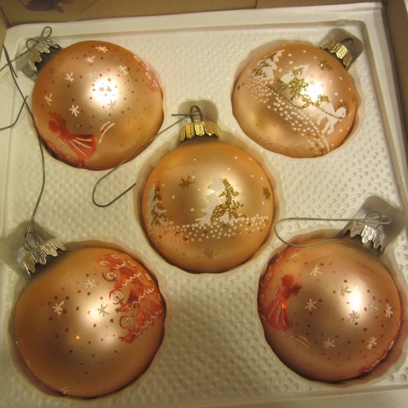 UNIQUE VTG SET OF 5 GLASS PINK ROUND ORNAMENTS, MADE IN AUSTRIA, HAND PAINTED - Picture 3 of 8
